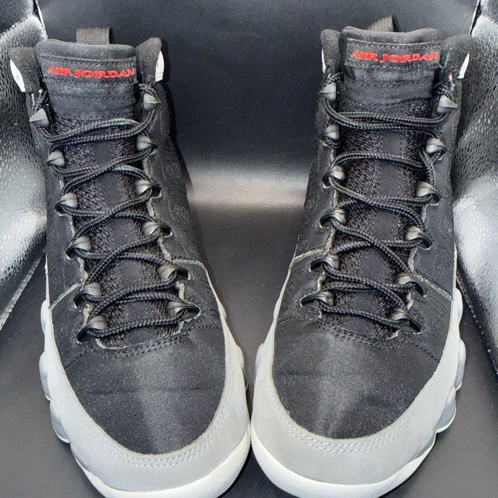 Size 7 - Jordan 9 Retro Particle Gray 2022, CT8019-060, Clean, No Box, Good Cond